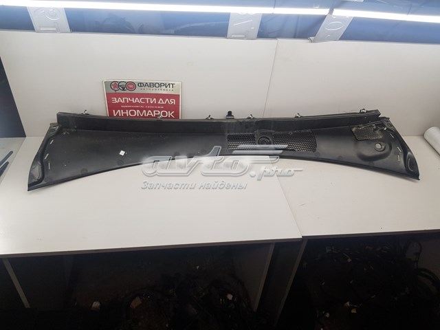 32130464 Volvo Водосток лобового стекла, жабо