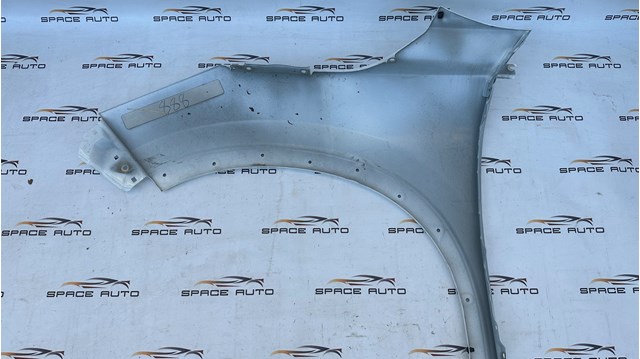 631006RR0A Nissan/Infiniti Переднее правое крыло