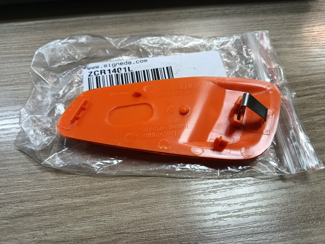 Купить ZCR1401L Signeda Катафот передний левый