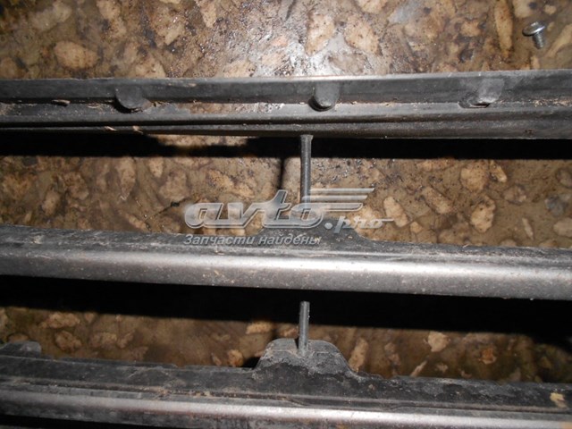 Решетка бампера переднего центральная Toyota 5310260010 цена, от 27.97 USD