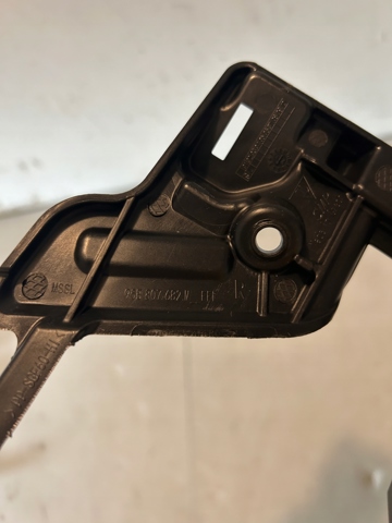  Porsche 95B807682NOK1 цена, от 76.27 USD