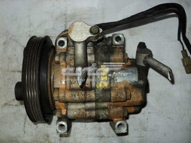 Компрессор хладагента на Mazda Xedos 6 CA