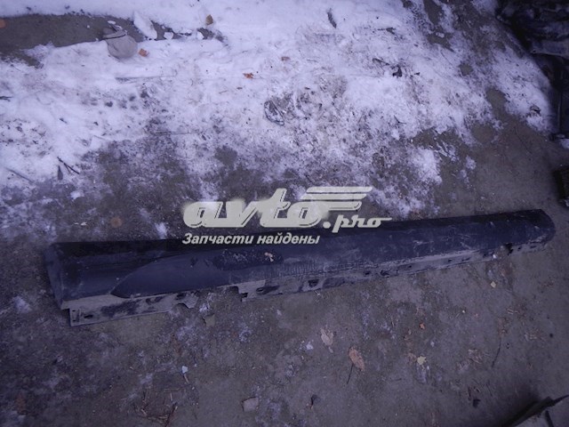Подножка правая BMW 51122990170