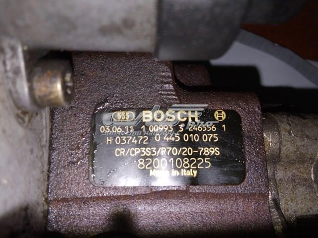 Насос топливный высокого давления Bosch 8200108225