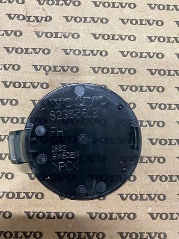 82355612 Volvo 
