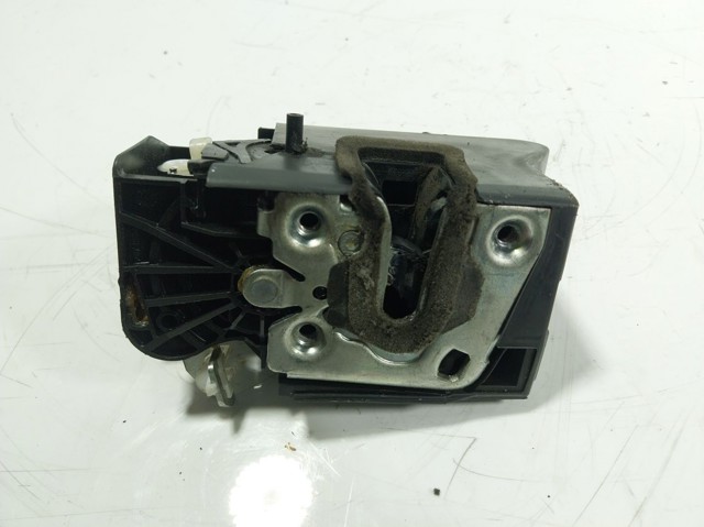 Купить 825020994R Renault (RVI) Замок двери задней правой