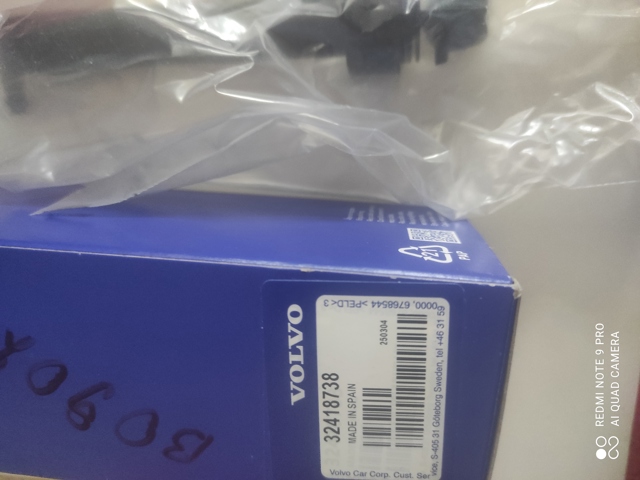 32418738 Volvo 