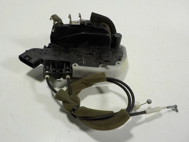 Купить 825004CA0A Nissan/Infiniti 