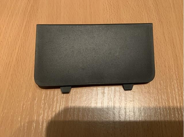 Tampão dianteira do pára-choque do gancho de reboque Suzuki 7175265J00000