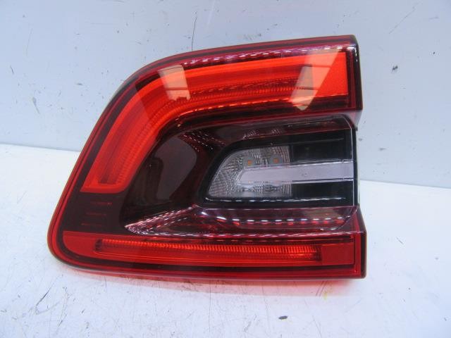 Фонарь задний левый, внутренний Renault (RVI) 265553530R цена, от 140.92 USD
