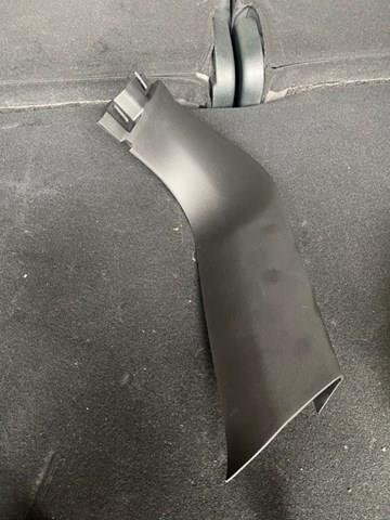 LJ6Z7842411AA Ford Пластик пятой двери
