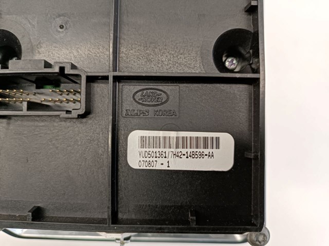 Land Rover YUD501361 цена, от 49.26 USD