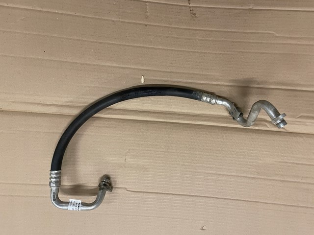 Manguera A/C, secadora a compresor 924543135R RENAULT