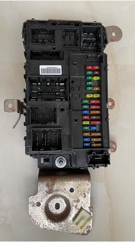 DG9T15604 Ford 
