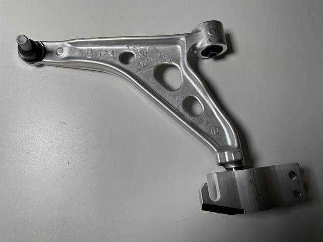 Левый рычаг передней нижней подвески Polcar 35X137 цена, от 137.13 USD