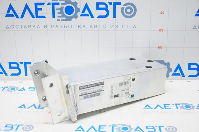 Кронштейн усилителя переднего бампера 622115NA0A Nissan/Infiniti