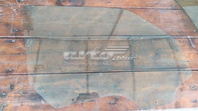 Стекло передней правой двери Chrysler 5155448AC