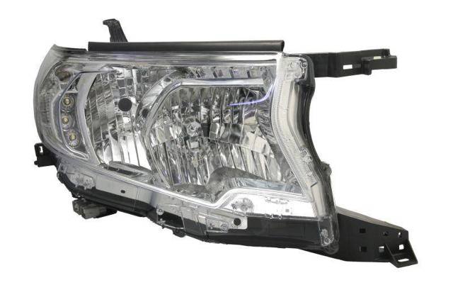 Фара правая Toyota 8113060N10