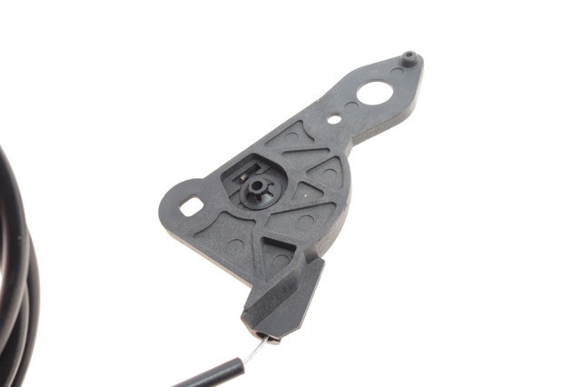 Трос открывания капота Autotechteile 7045100 цена, от 22.93 USD
