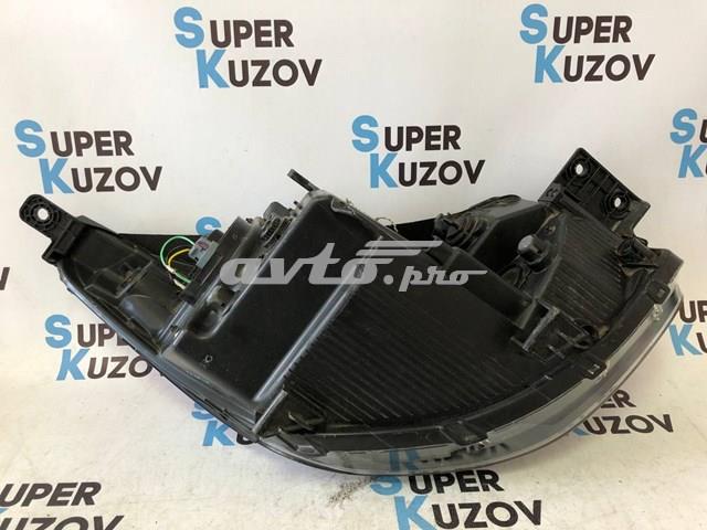 Левая фара 92101B2270 Hyundai/Kia