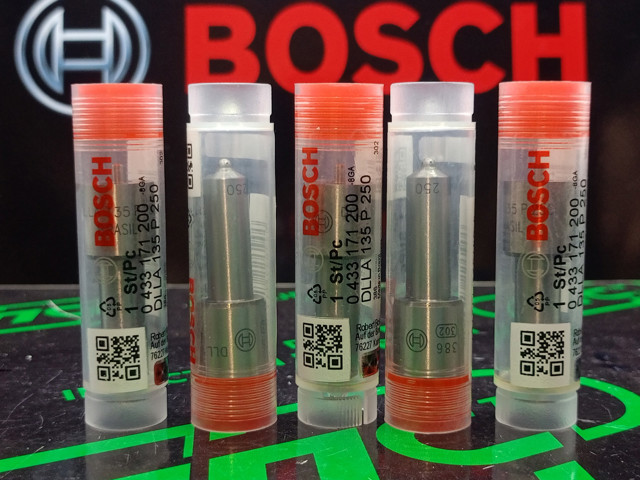Распылитель форсунки DLLA135P250 Bosch