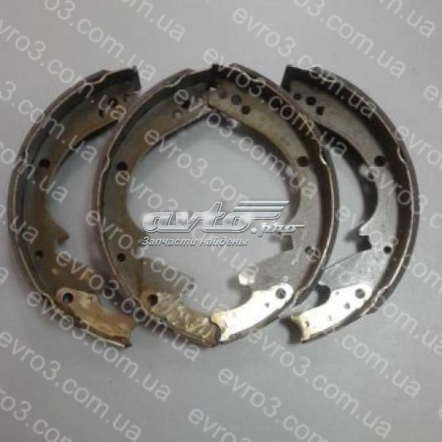 Колодки тормозные задние барабанные MITSUBISHI MC112074