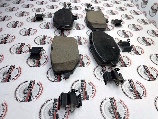 Купить A0004202206 Mercedes Колодки тормозные задние, дисковые