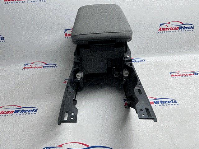 92174AN00A Subaru Консоль центральная панели управления