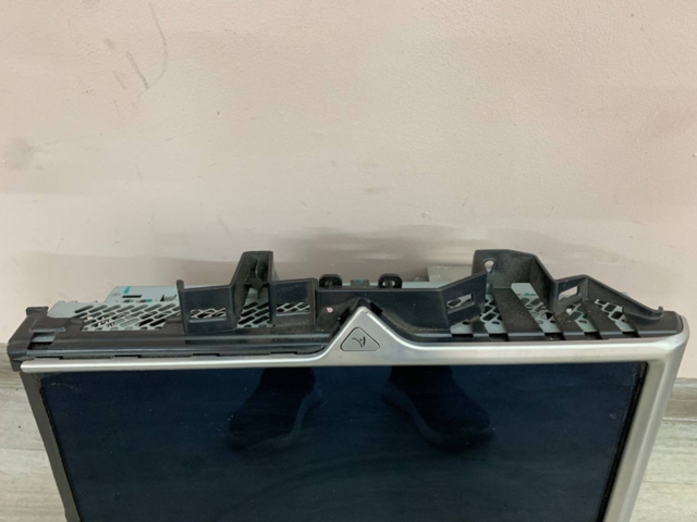Купить 100477700J Tesla 