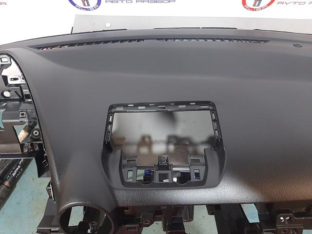 Купить DB2W60400B02 Mazda Панель передняя "торпедо"