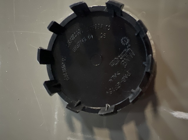 686109201 BMW 