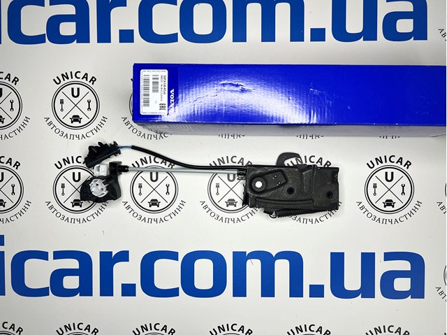 Купить 32318456 Volvo Замок капота левый