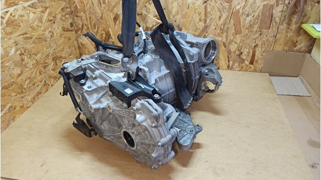 Купить 290106283R Renault (RVI) 