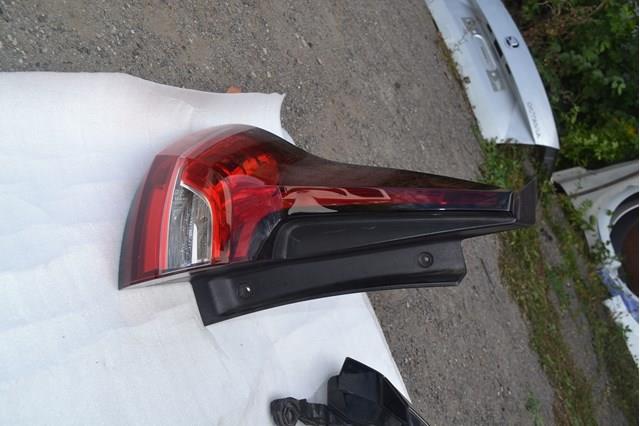 Задняя левая внешняя фара Renault (RVI) 265556150R цена, от 198.23 USD