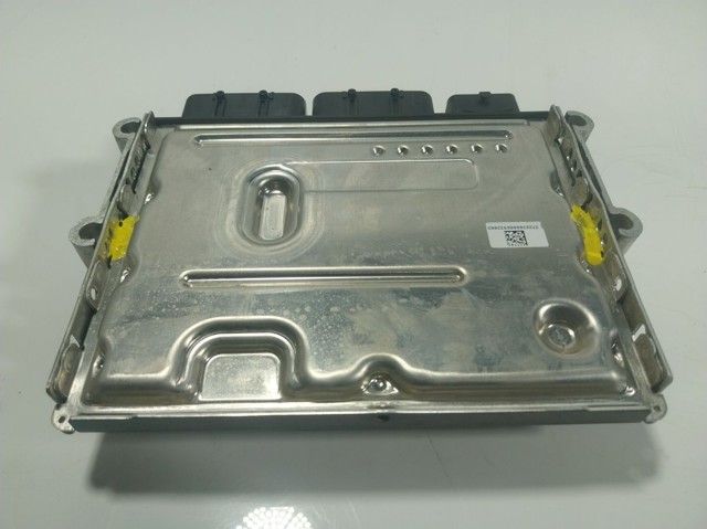 Блок управления двигателем 281035669 Bosch