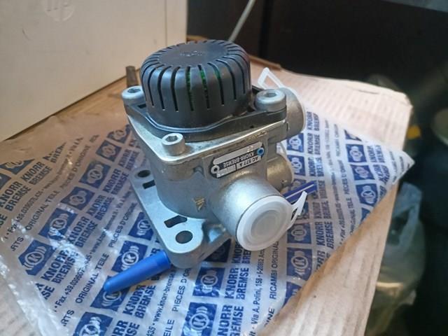 Клапан аварийного растормаживания Knorr-bremse AC577A цена, от 37.42 USD