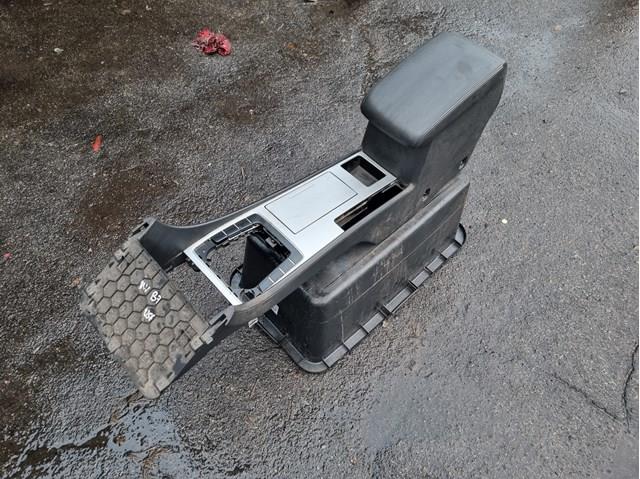 Консоль панели управления центральная VAG 561863241C82V цена, от 26.19 USD