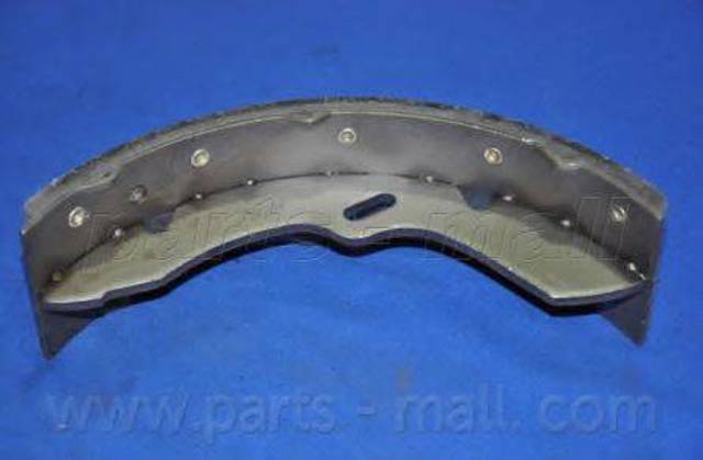 Задние барабанные колодки 5830545A53 Hyundai/Kia