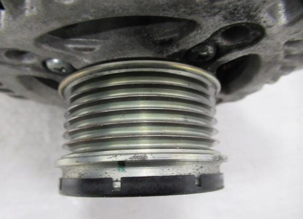 Шкив генератора 1800A567 Mitsubishi