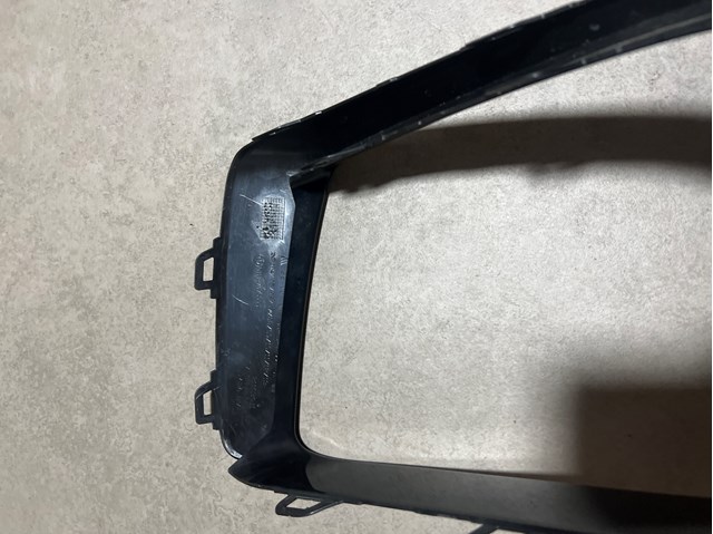 51117475993 BMW Молдинг бампера переднего левый