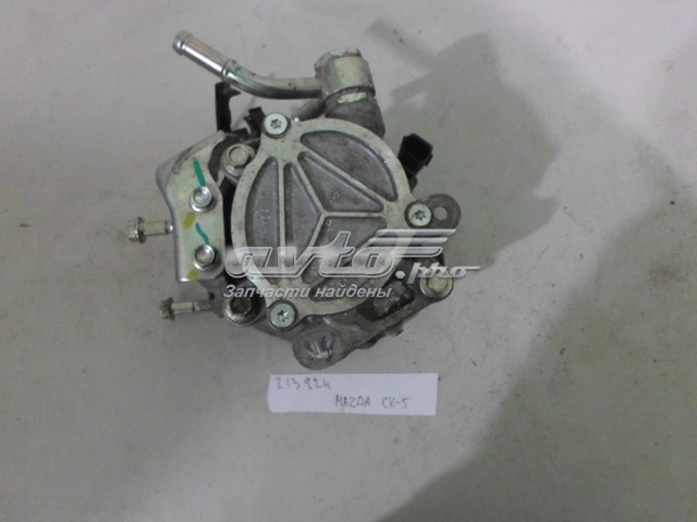 PY0110190 Mazda Кронштейн топливного насоса ТНВД