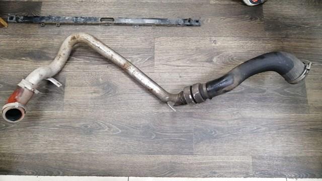 Шланг интеркуллера Land Rover LR041818
