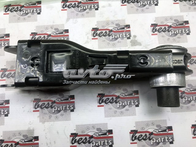 Рычаг задней подвески нижний правый Land Rover LR124617 цена, от 56.50 USD