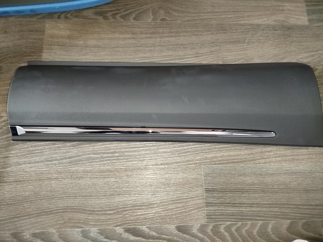 Купить FA1Z5825556BA Ford Молдинг двери задней правой нижний