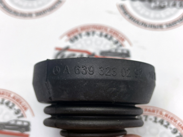 Пыльник втулки переднего стабилизатора Mercedes 6393230292 цена, от 1.21 USD