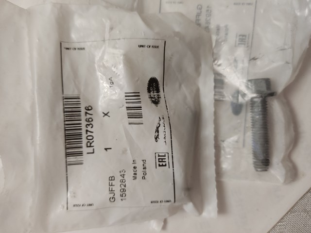 LR073676 Land Rover 