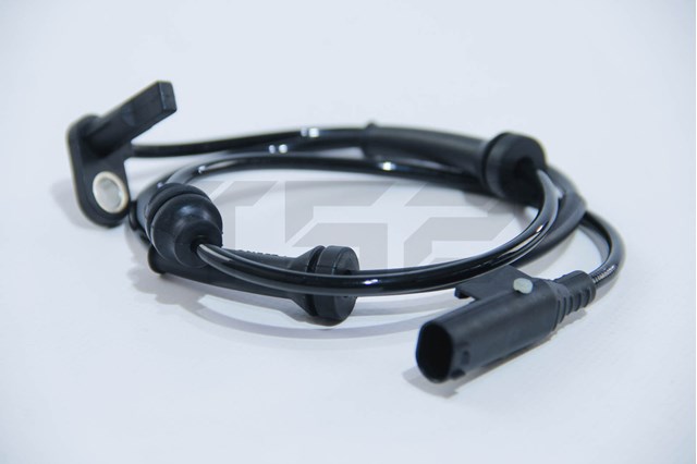 Купить 5040512 Autotechteile Датчик АБС (ABS) передний