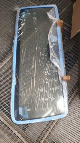 A4636703200 Mercedes Автостекло
