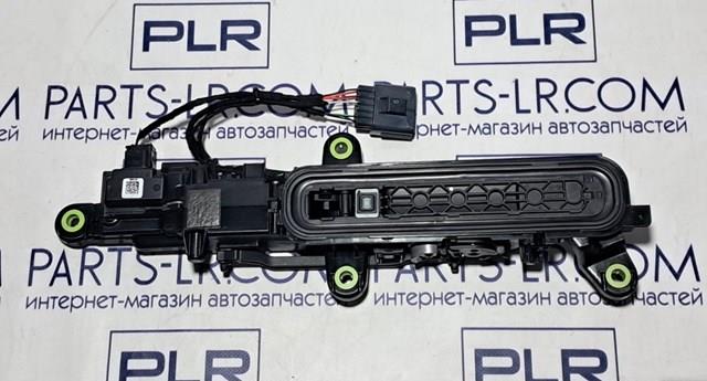 Купить LR144892 Land Rover Ручка двери задней наружная правая