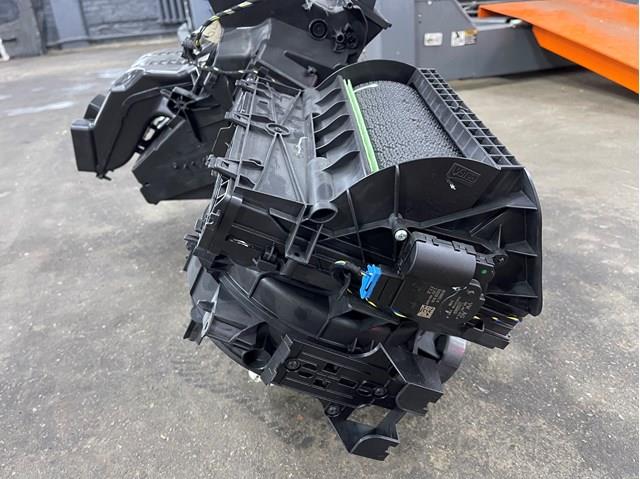  5QM816002F VAG